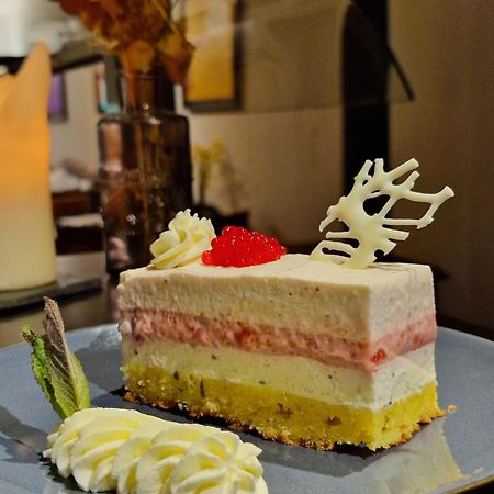 Goya Onda Bed & Breakfast Morlon Екстериор снимка