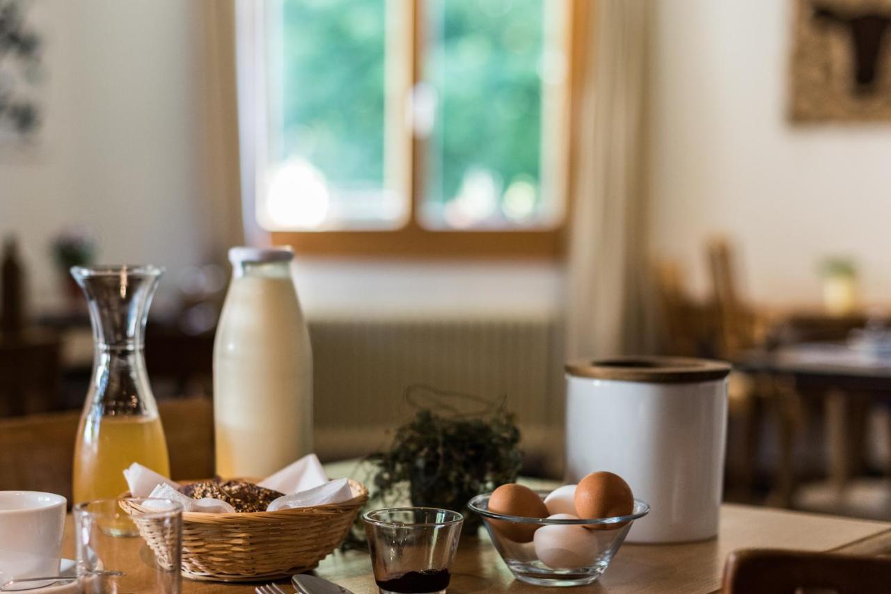 Goya Onda Bed & Breakfast Morlon Екстериор снимка